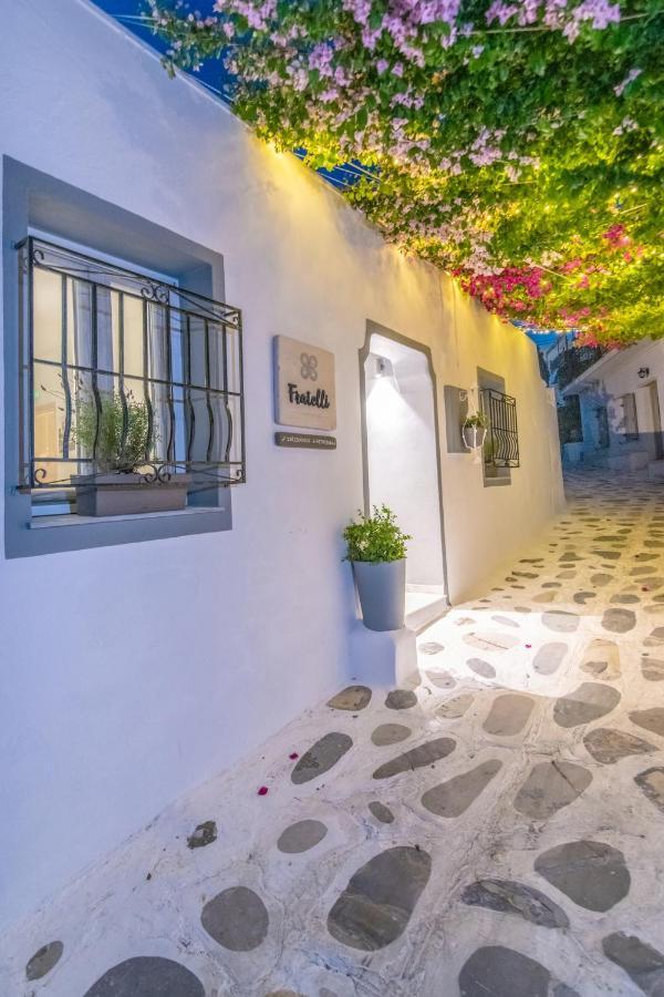 Fratelli Family Rooms Tínos 外观 照片