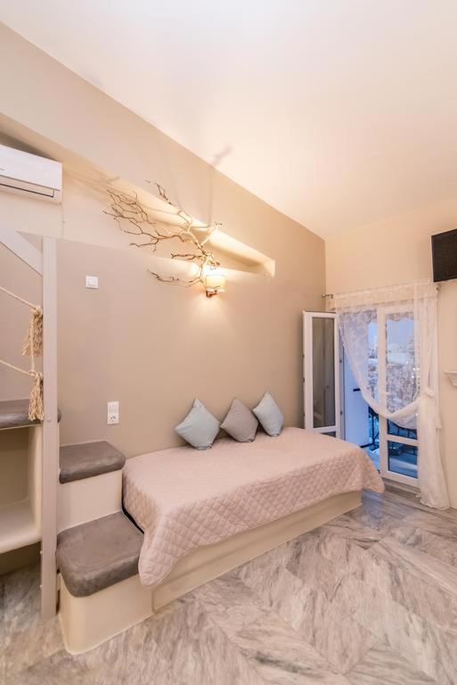 Fratelli Family Rooms Tínos 外观 照片